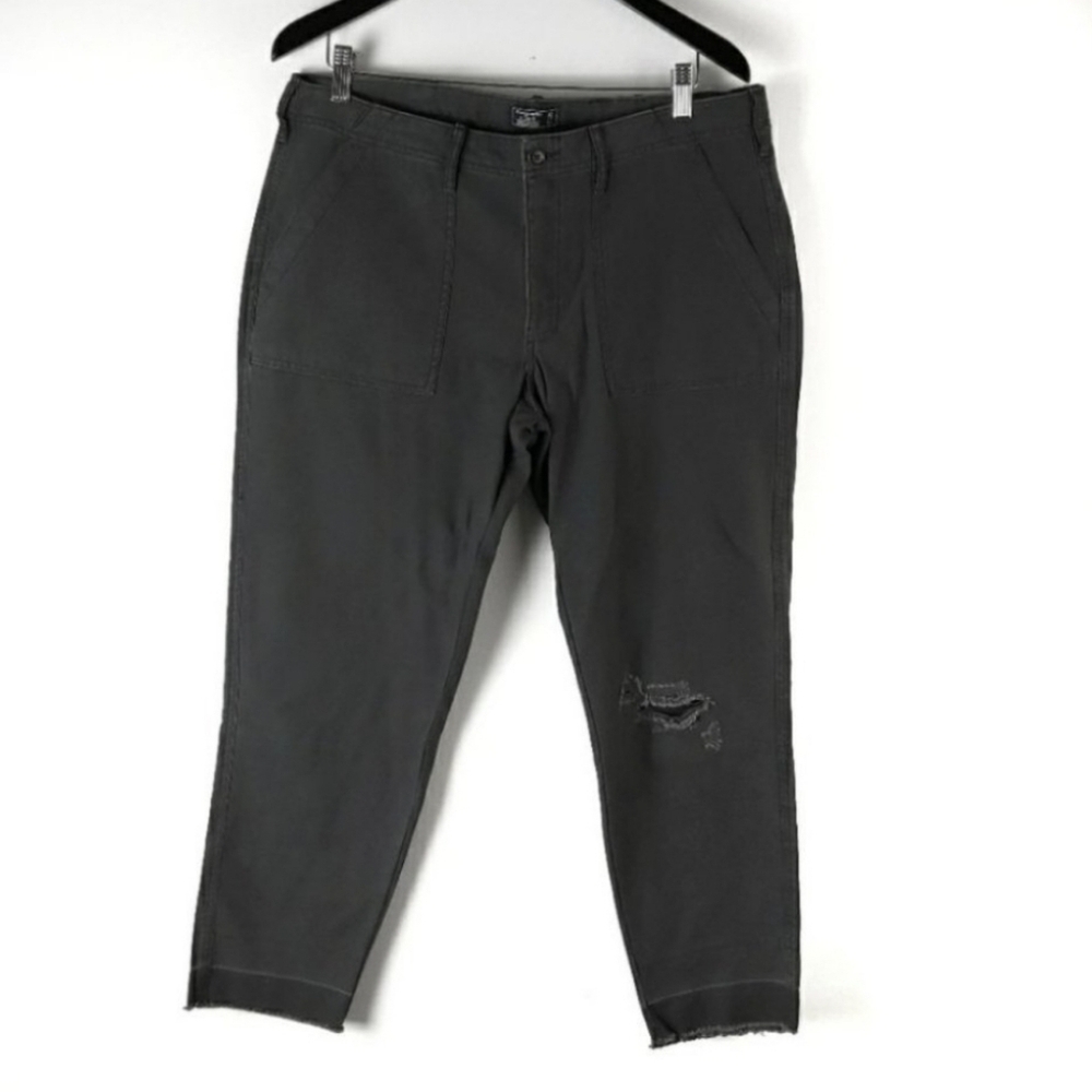ABERCROMBIE & FITCH  Low Rise Slim Boyfriend Jeans sz 32 NWT